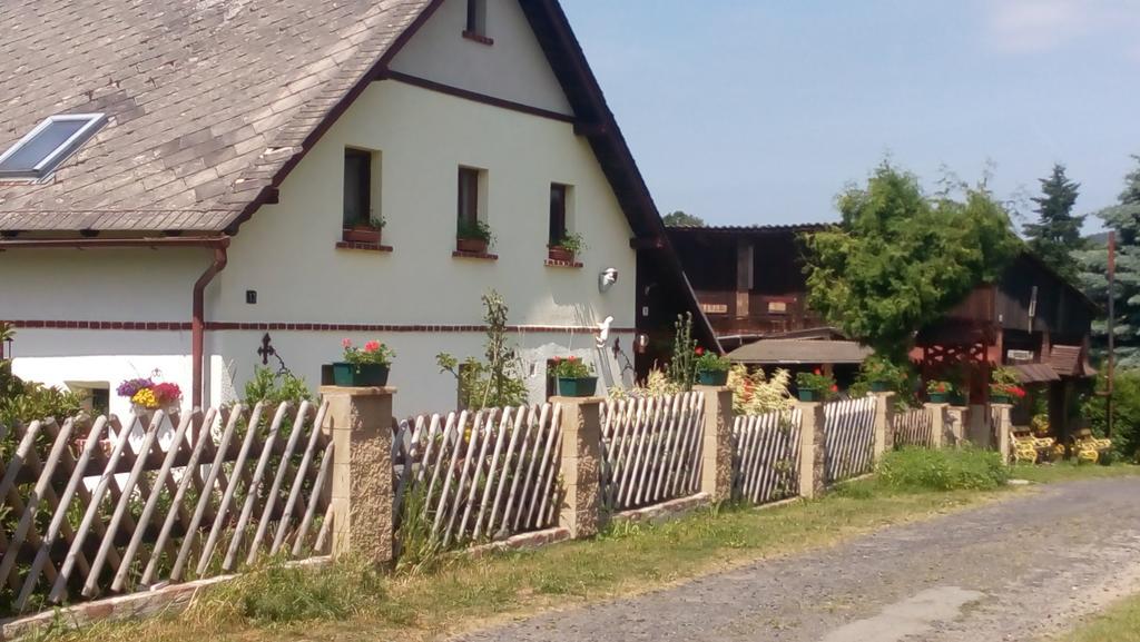 U Tri Kocek Hotel Jablonné v Podještědí Bagian luar foto