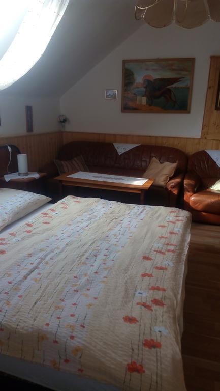 U Tri Kocek Hotel Jablonné v Podještědí Bagian luar foto
